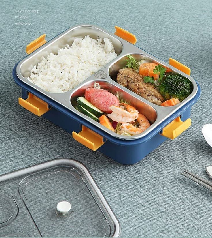 STIANLESS STEEL 3 COMPARTMENT LEAK PROOF LUNCHBOX WITH SPOON AND CHOP STICK